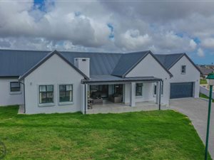 3 Bed House in Blue Mountain Village