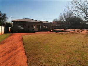 2 Bed House in Rensburg