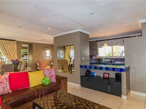 3 Bed House in Muckleneuk