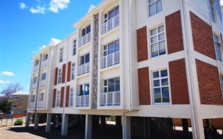 2 Bedroom Apartment in West Hill