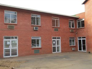 154 m² Commercial space in Hilton