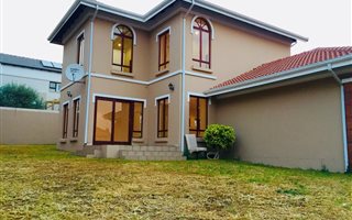2 Bedroom House in Fourways