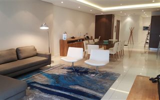 3 Bedroom Apartment in Houghton Estate