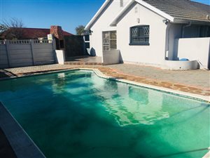 4 Bed House in Bridgemeade