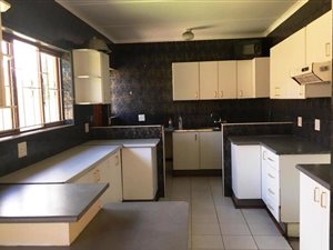 3 Bed House in Wild En Weide