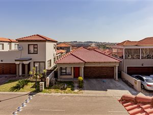 3 Bed House in Sagewood