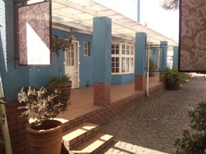 Retail space in Westdene