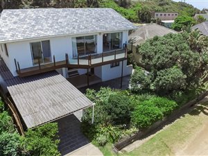 4 Bed House in Haga Haga