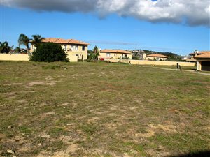 779 m² Land available in The Hill Estate
