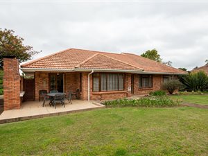 3 Bed House in Loerie Park