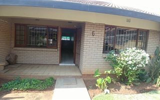 2 Bedroom House in Rustenburg Central