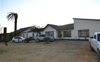 3 Bedroom House in Hillside AH