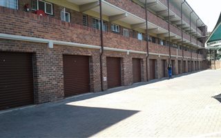 2.5 Bedroom Flat in Waverley