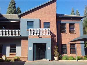 123 m² Office Space in Clubview