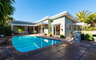 4 Bedroom House in Noordhoek