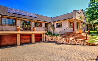 4 Bedroom House in Victory Park