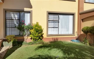 3 Bedroom Apartment in Lakefield