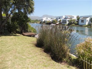 3 Bed House in Marina Da Gama