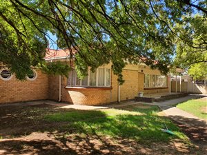 18 Bed House in Park West