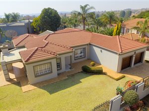 3 Bed House in Moreleta Park