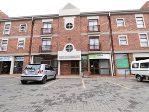 2 Bed Apartment in Nimrod Park