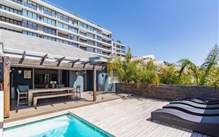 5 Bedroom House in Bantry Bay
