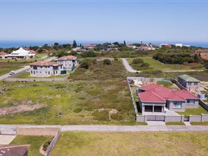 1025 m² Land available in Forest Downs
