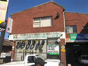 150 m² Retail Space in Isipingo Rail