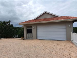 4 Bed House in Shelly Beach