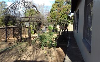 3 Bedroom House in Gholfsig