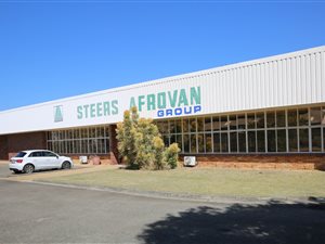 2907 m² Commercial space in Amalinda