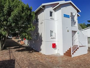 2 Bed Apartment in Sunnyside