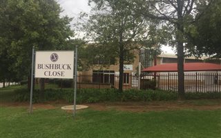 1220 m² Industrial space in Randjesfontein