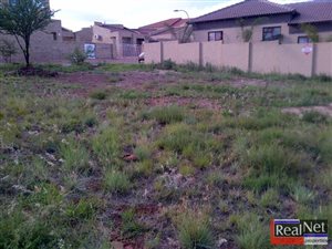 475 m² Land available in Doringkruin