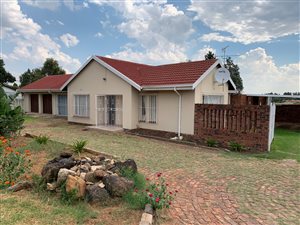 4 Bed House in Brackenhurst