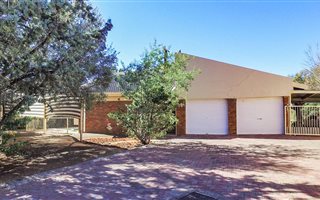 4 Bedroom House in Pellissier