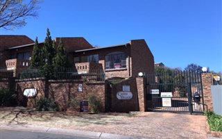 3 Bedroom Duplex in Mulbarton
