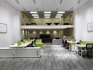 100 m² Commercial space in Crown Mines