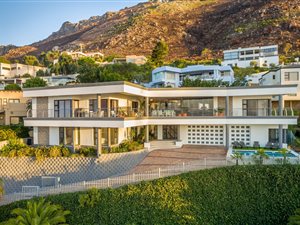 7 Bed House in Mountainside