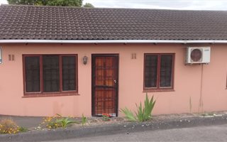 3 Bedroom Simplex in Sherwood