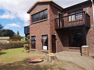 5 Bed House in Loerie Park