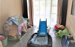 3 Bedroom House in Breaunanda