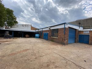 1992 m² Industrial space in Booysens Reserve