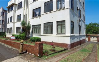 3 Bedroom Apartment in Glenwood