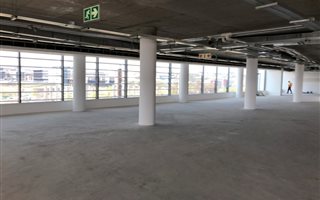 1091 m² Office Space in Vorna Valley