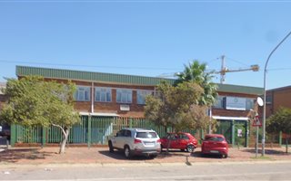 1300 m² Industrial space in Silverton
