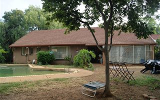 4 Bedroom House in Bordeaux