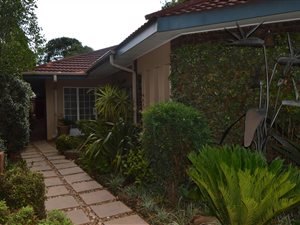 4 Bed House in Potchefstroom Central