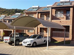 2 Bed Apartment in Naturena