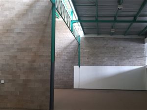 566.049987792969 m² Industrial space in Gerdview